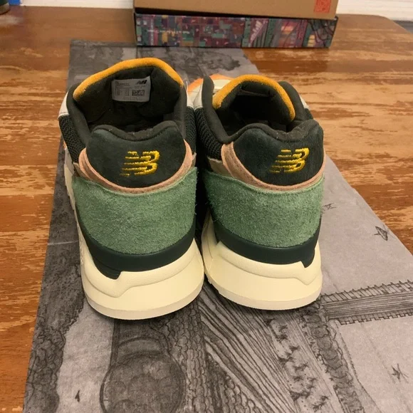 Kithx New Balance x Frank Lloyd Wright- Broadacre Aloe US 11